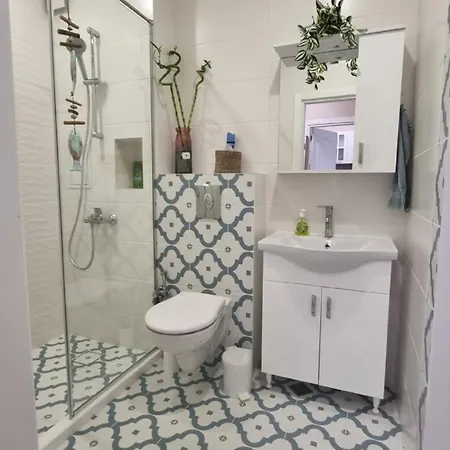 амира за гости - Amira Guest 布尔加斯